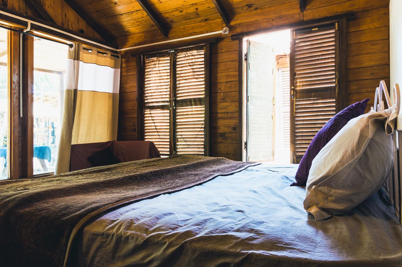Wonderland Hostel อันจูนา ภายนอก รูปภาพ